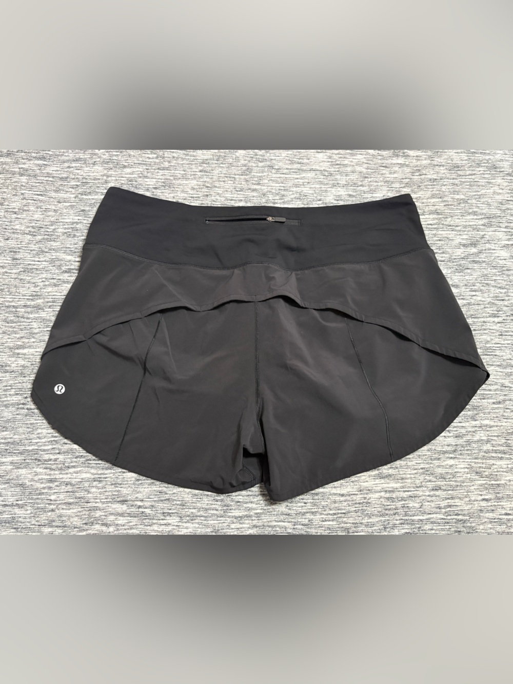 Lululemon Speed Up Shorts Size 14 Tall